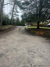 Building Photo - 7 Harbor View Rd