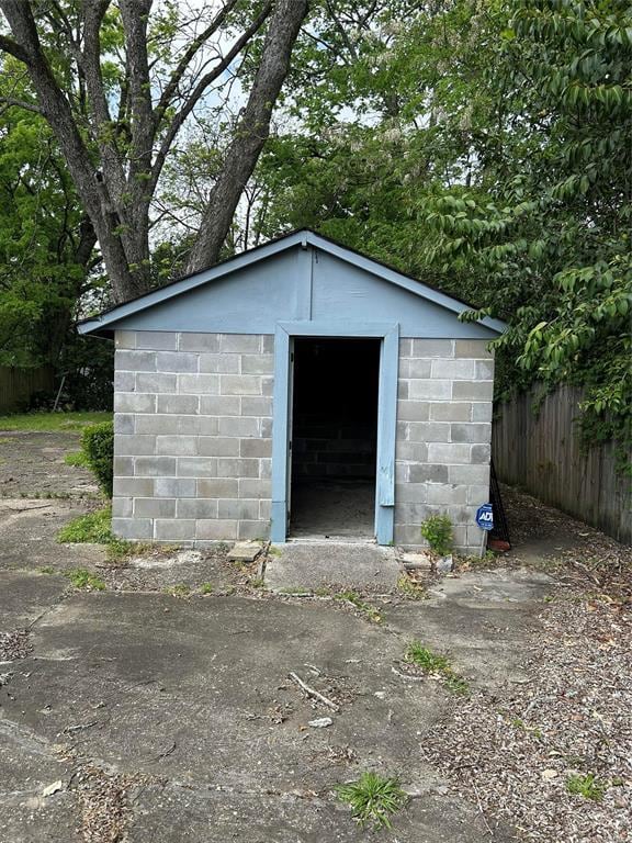 Building Photo - 3616 Gaston Ave