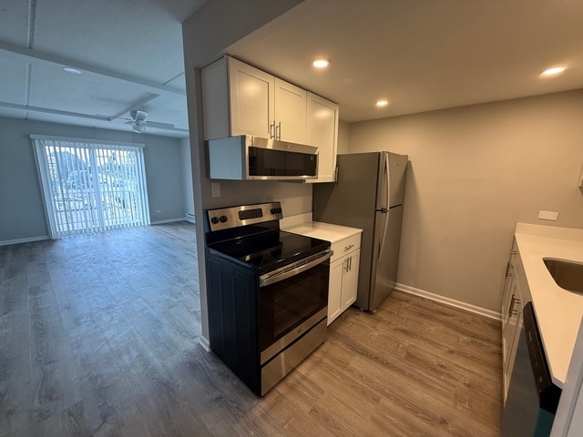 Building Photo - 1124 Des Plaines Ave