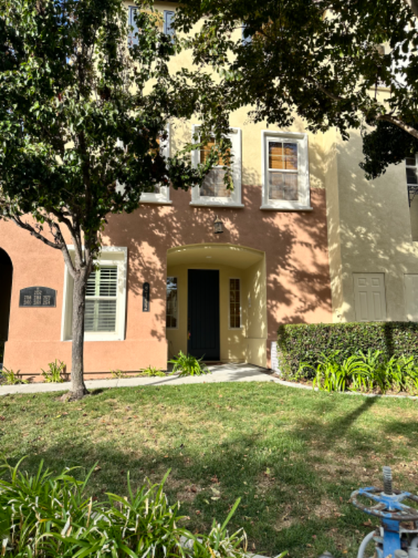 Building Photo - 2152 Silverado St