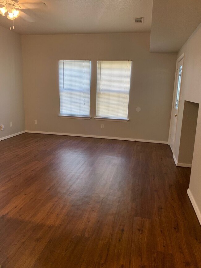 Foto del edificio - 2206 Pennsylvania Ave