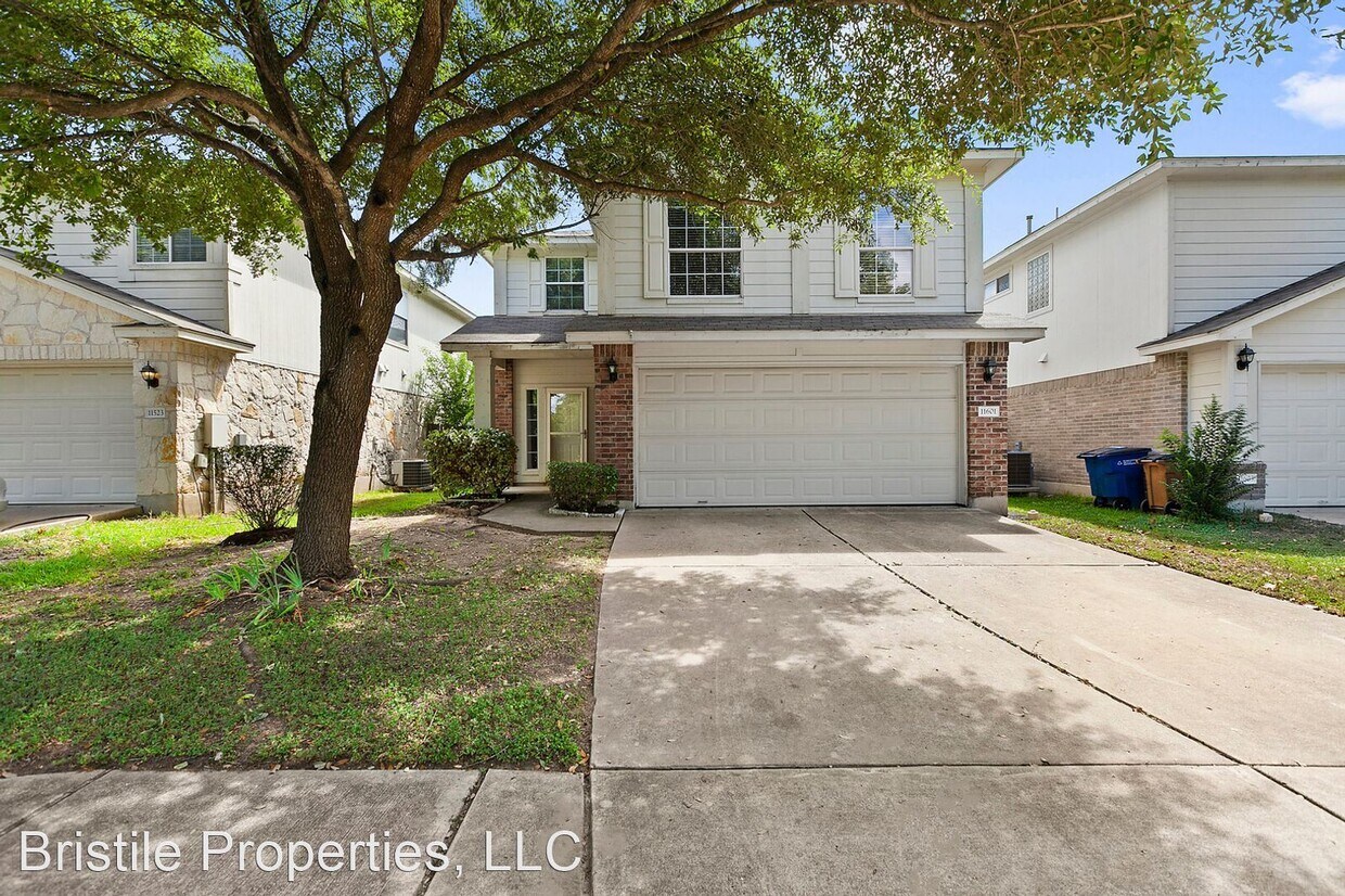 Primary Photo - 11601 James B Connolly Ln