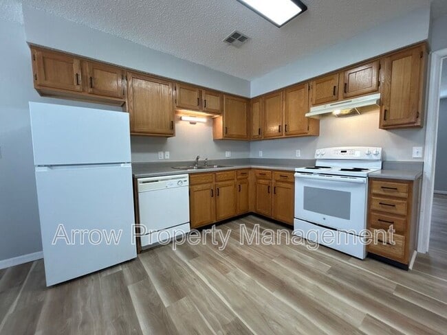 Building Photo - 1013 14th St