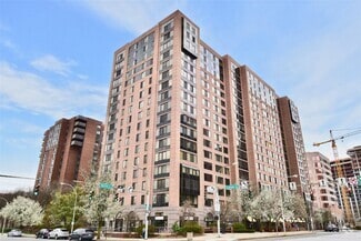 Building Photo - 4 Martine Ave