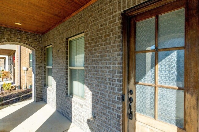 Foto del edificio - 318 Cornelius Wy