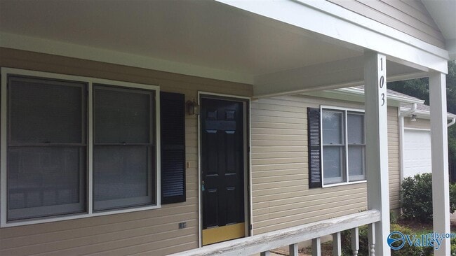 Building Photo - 103 Gordon Dr