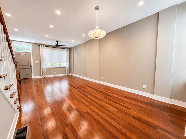 Foto del edificio - 2036 Carpenter St