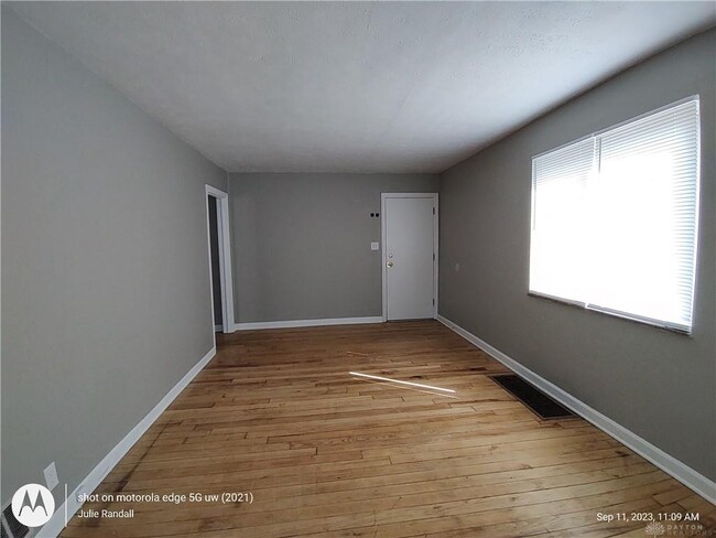 Building Photo - 45 S Wright Ave