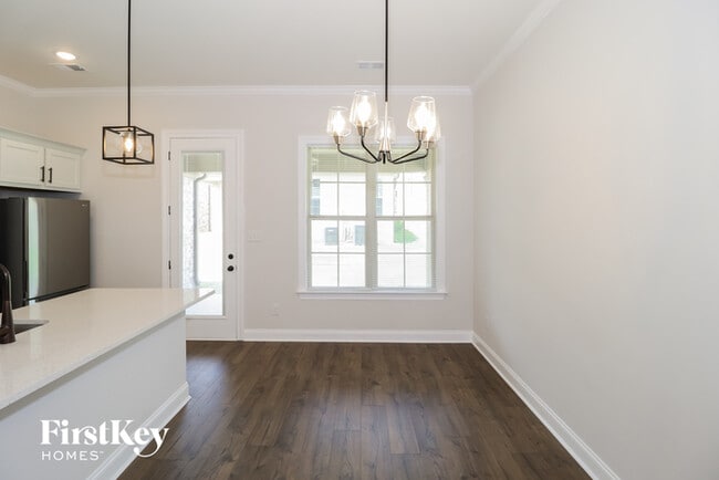 Foto del edificio - 7406 Lost Grove Ln