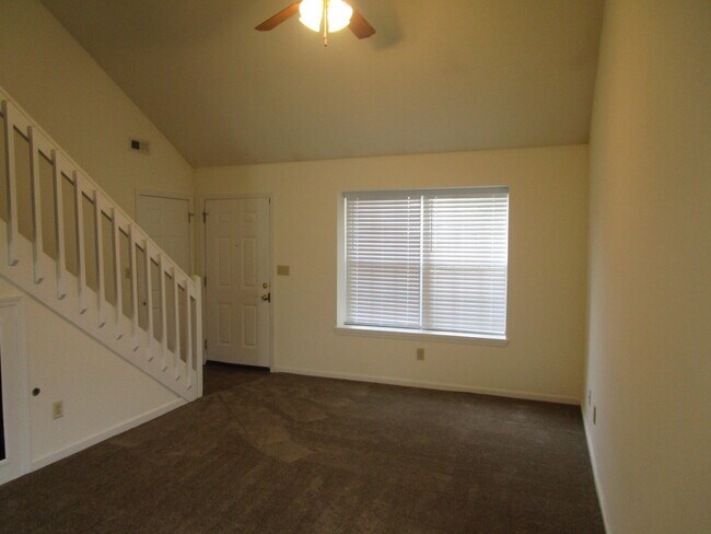 Building Photo - 3508 Delmar Ct