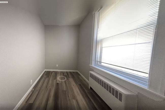 Foto del edificio - 2057 E Allegheny Ave