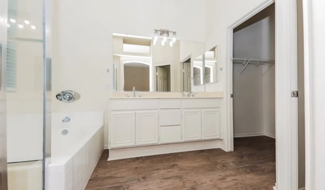 Foto del edificio - 8975 Niagara Ct