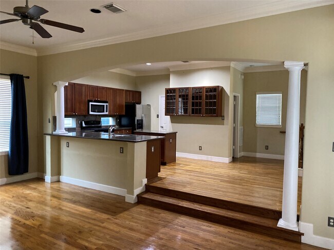 Foto del edificio - 918 W 26th St