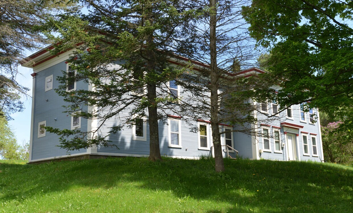 Primary Photo - 532 Clay Hill Road