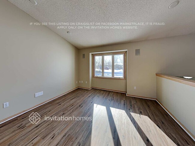 Building Photo - 12155 Quinn St