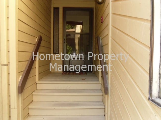 Building Photo - 1314 Evergreen Park Dr SW