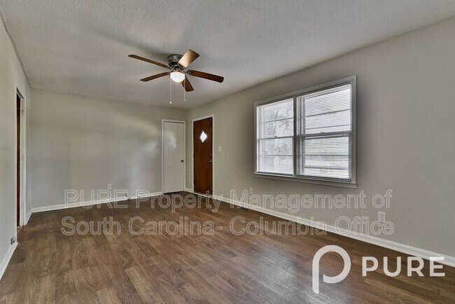 Foto del edificio - 4444 Dennis Dairy Rd