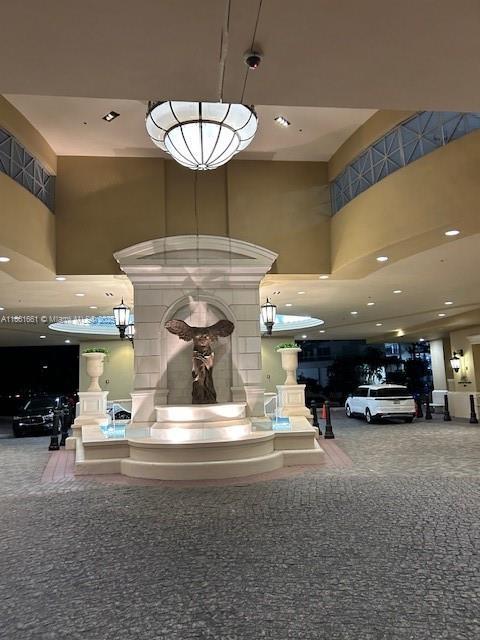 Foto del edificio - 150 Sunny Isles Blvd