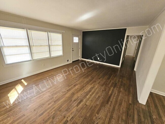 Foto del edificio - 777 Windsor Rd