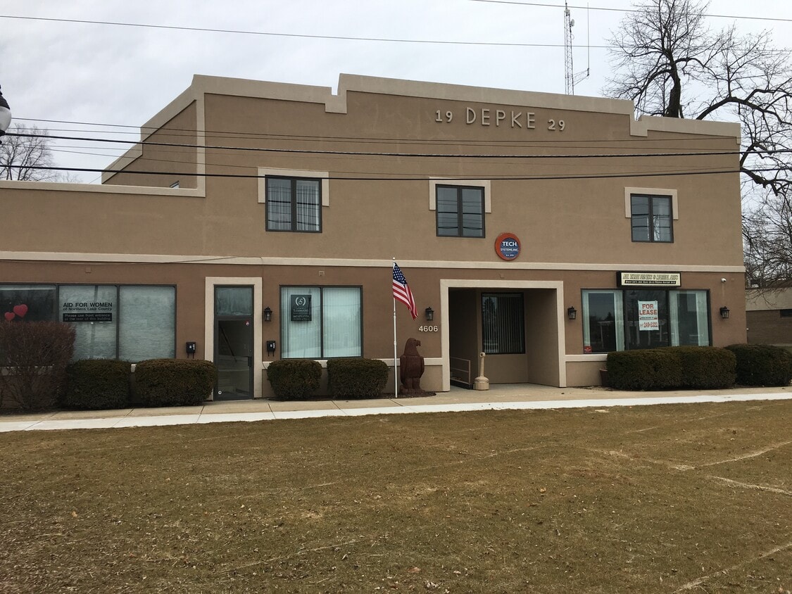 Foto principal - 4606 Old Grand Ave