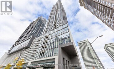 Building Photo - 395 Square One Dr