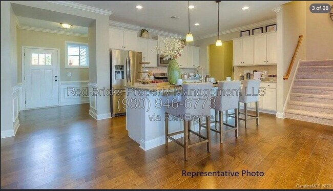 Foto del edificio - 3833 Fairlady Ln