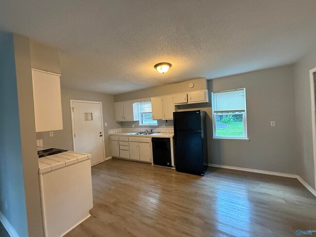 Foto del edificio - 3504 Penny St SW