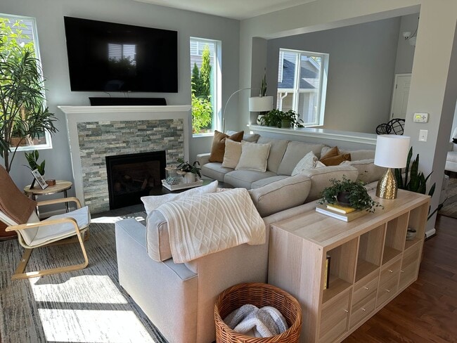 Building Photo - Hathaway Glenn Home in Maple Valley