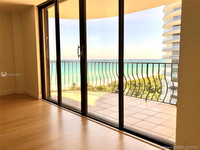 Foto del edificio - 8777  Collins Ave 1010 Surfside Fl 33154