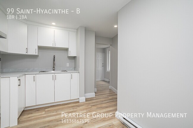Building Photo - Super Saint-Hyacinthe Rental