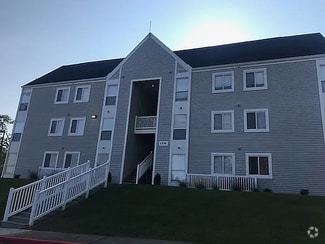 Building Photo - 1348 Hunters Rd