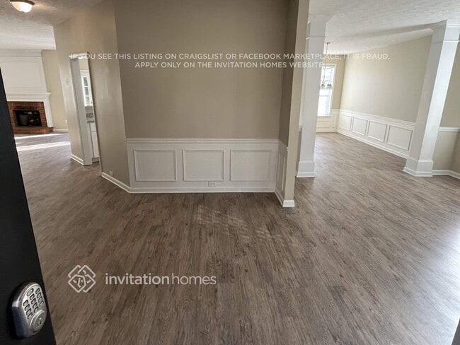 Building Photo - 2290 Grand Jct