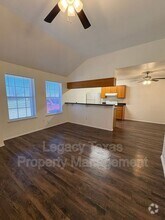 Building Photo - 641 Woodard Ave