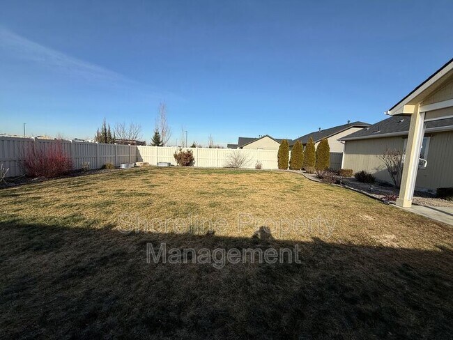 Foto del edificio - 101 N Voyage Ave