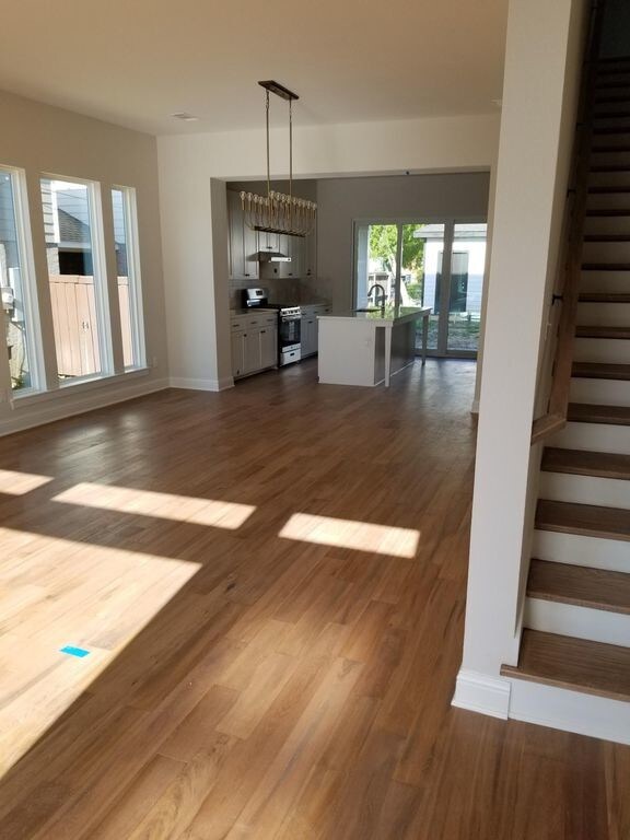 Foto del edificio - 3205 Forest Park Blvd