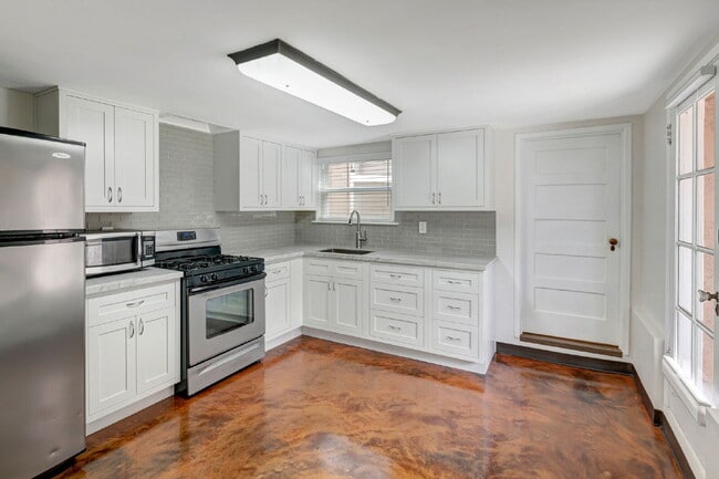 Foto del edificio - Charming North Park Oasis: 1-Bedroom apart...