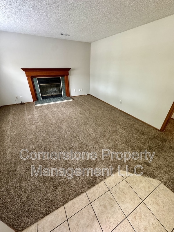 Foto del edificio - 3806 Pinnacle Cir