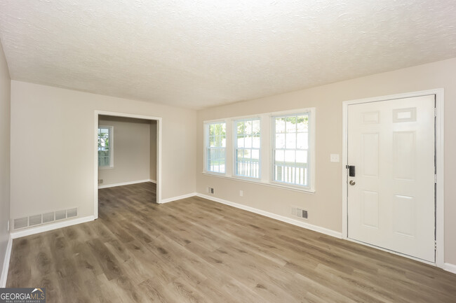 Building Photo - 7034 Felton Ln