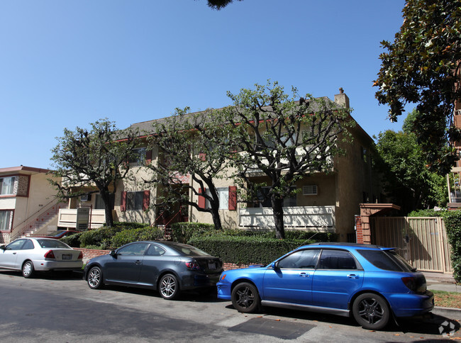 Building Photo - Westgate Avenue Apartments