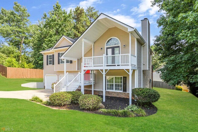 Building Photo - 155 Molasses Ln