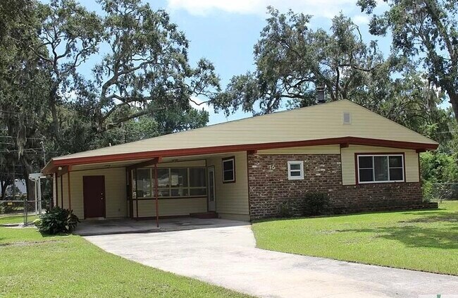 Foto del edificio - 36 Silverstone Cir