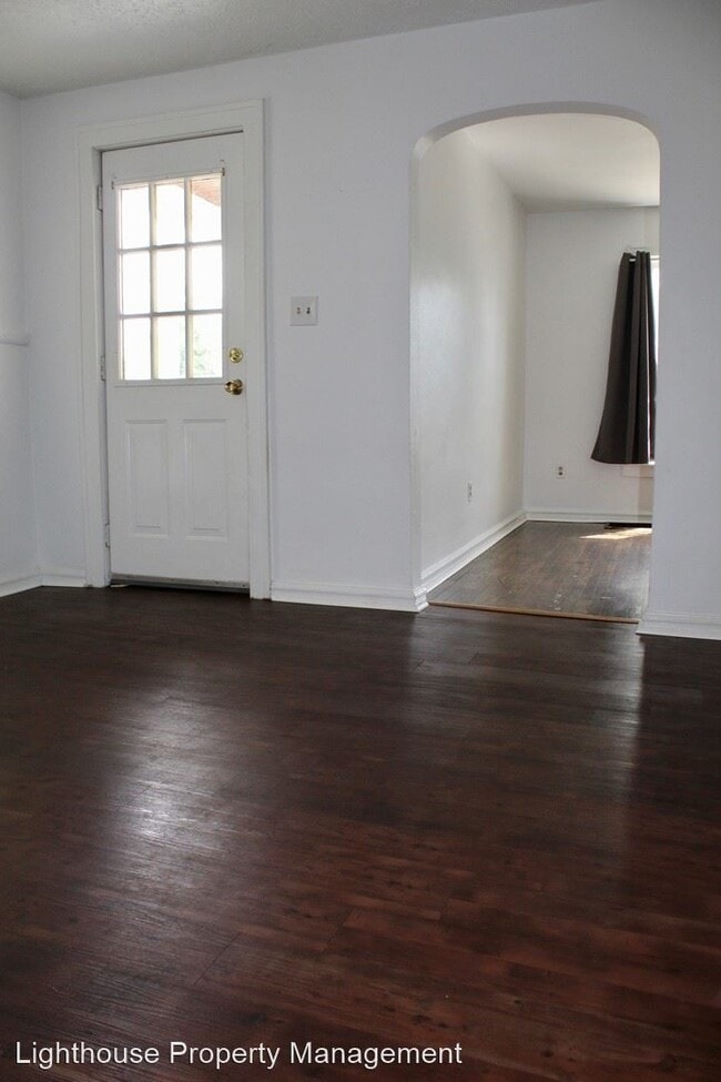 Building Photo - 3 br, 1 bath House - 335 Krakow Place SW