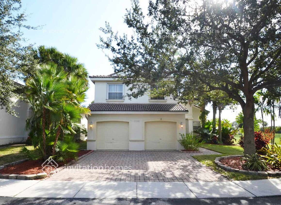 Foto principal - 3580 SW 51st St