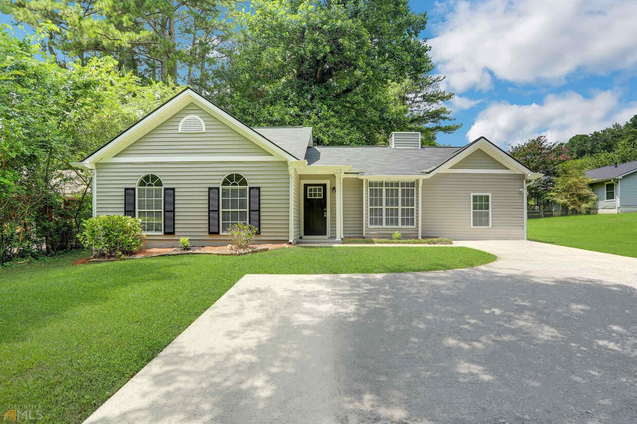 Primary Photo - 2031 Dodson Dr SW