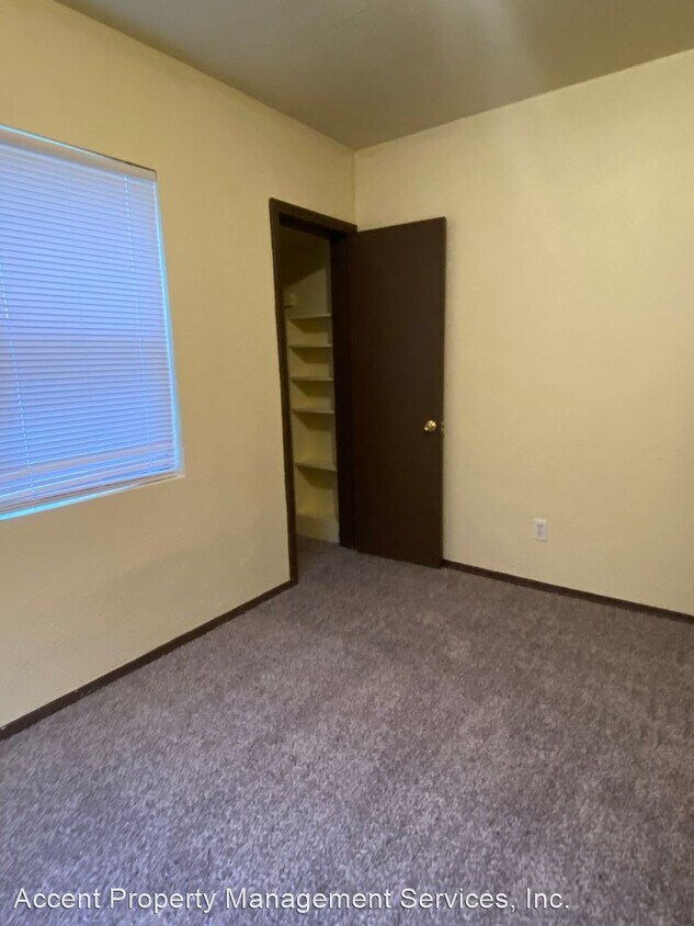 Foto del edificio - 2 br, 1 bath House - 4156 East 1st Street