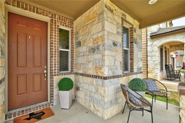 Foto del edificio - 311 Jarbridge Dr