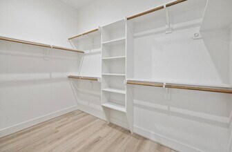 Building Photo - 1508 Ryon St