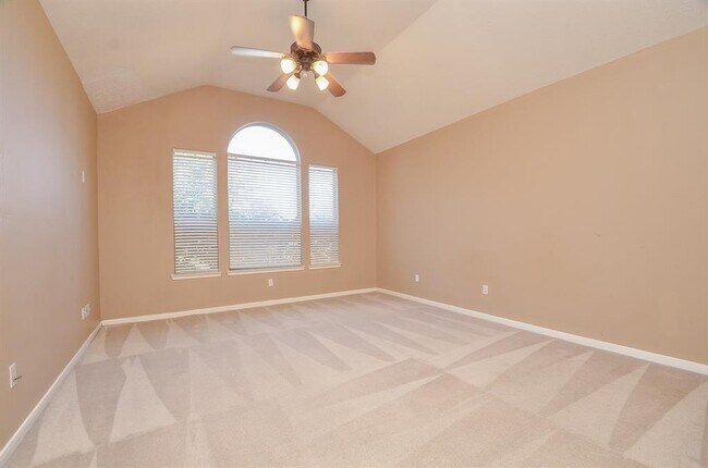 Building Photo - 26922 Rockwood Park Ln