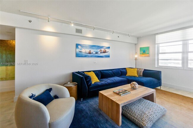 Foto del edificio - 100 Lincoln Rd