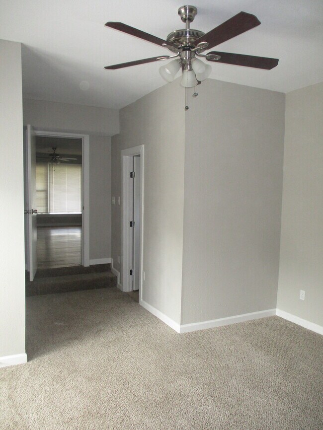 Foto del edificio - 4616 NW 16th St